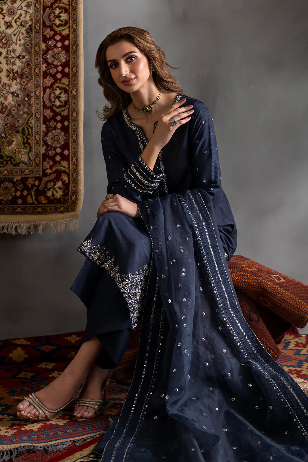 Iznik Raw Silk Embroidered Ensemble