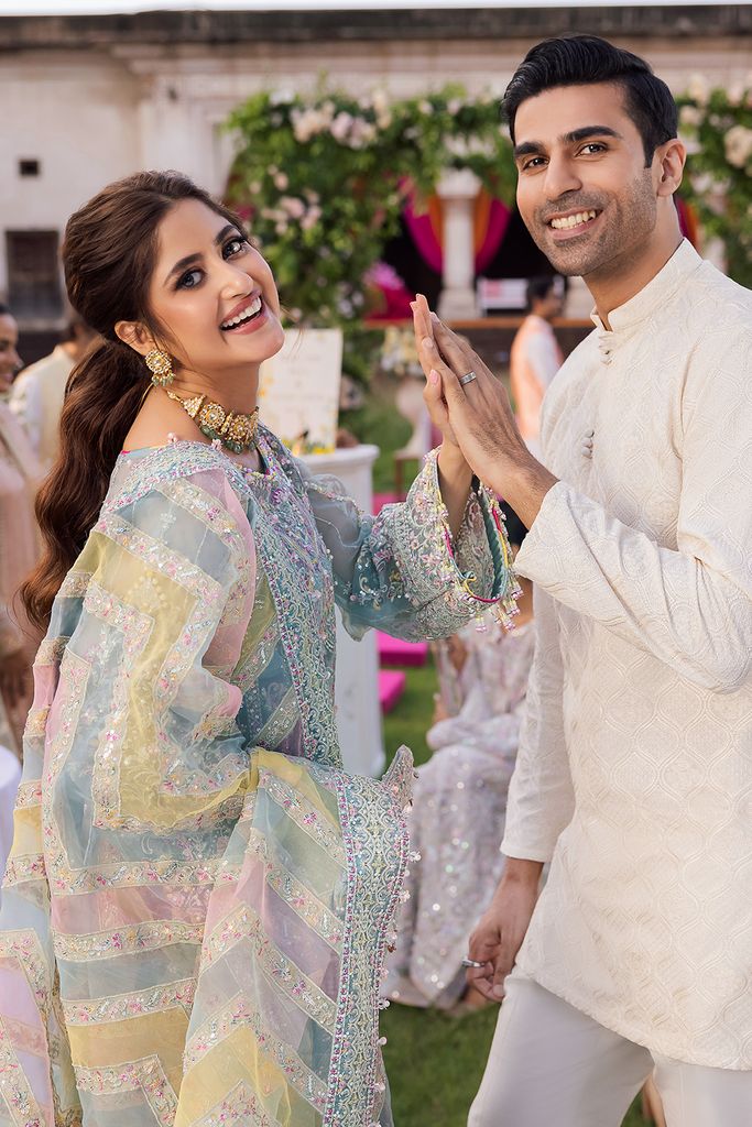 Replica of Asim Jofa JhilMil chiffon suit AJD20-23 with embroidered net dupatta – Mana R.