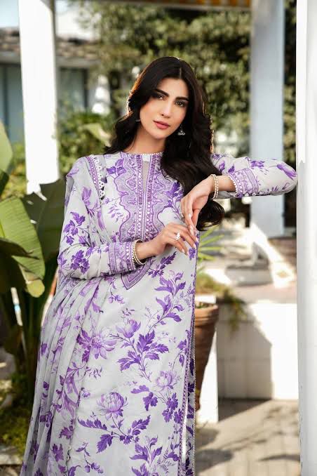 Aneela Dhanak Radiance
