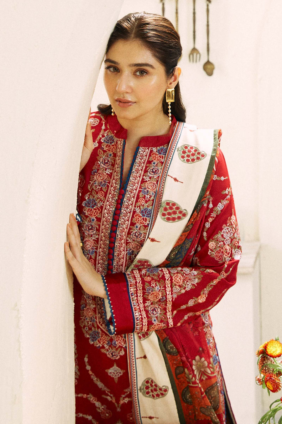 COCO Dhanak Elegance