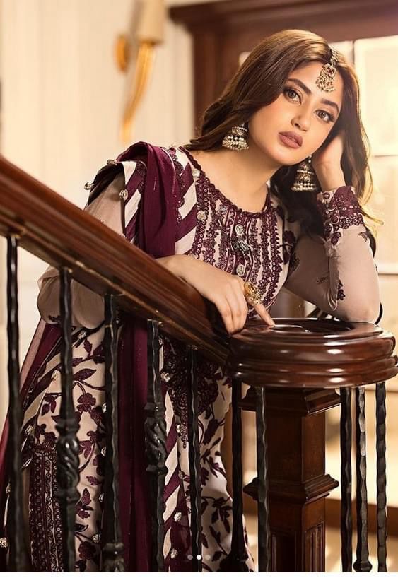Asim Jofa Royal Grace