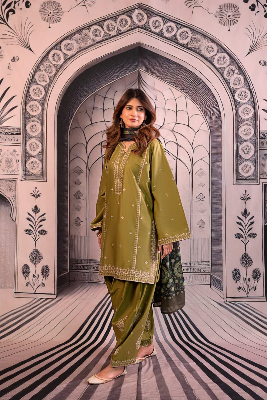 Izel Dhanak Elegance
