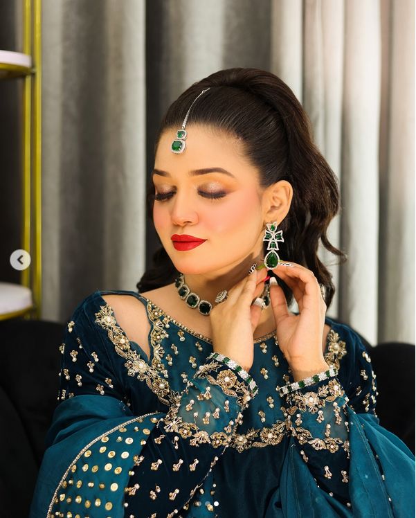 Afrozeh Izel Elegance