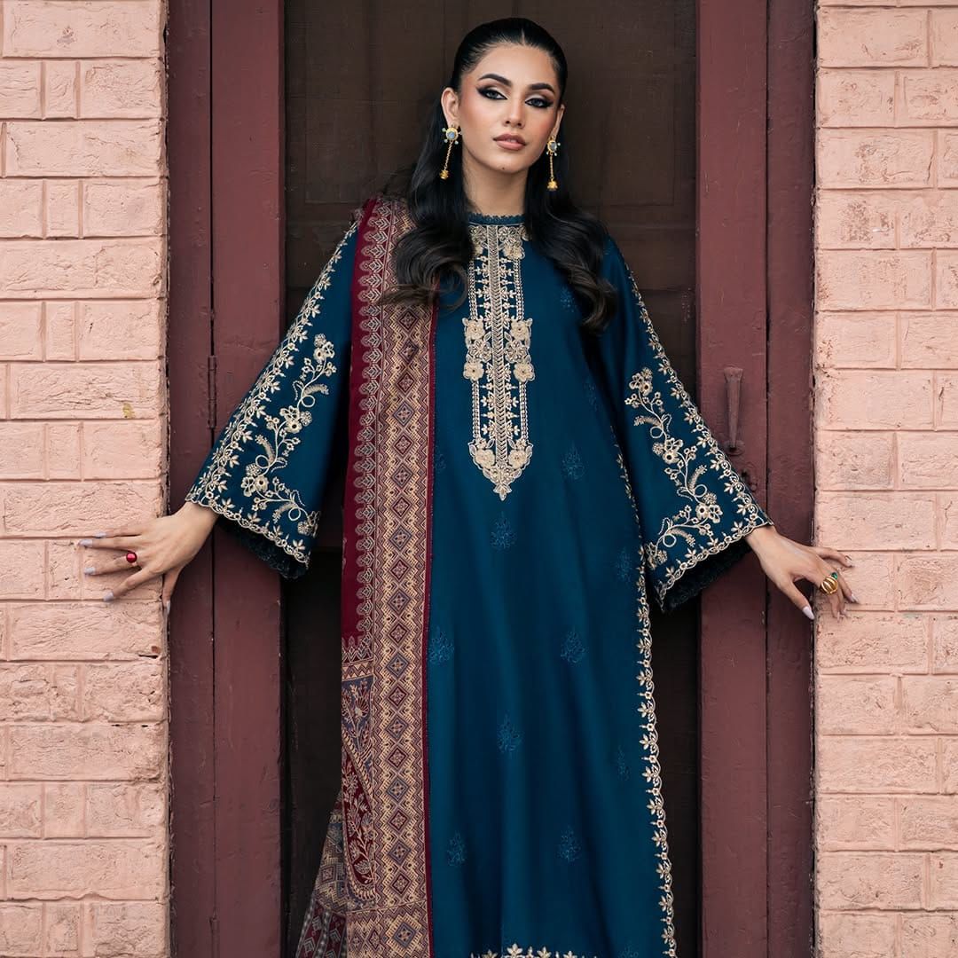 The IZEL Zara | 3PC Embroidered Dhanak Luxury Suit | Unstitched