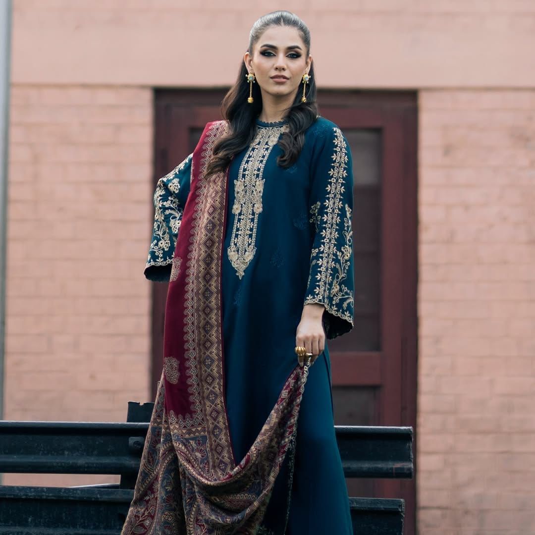 The IZEL Zara | 3PC Embroidered Dhanak Luxury Suit | Unstitched