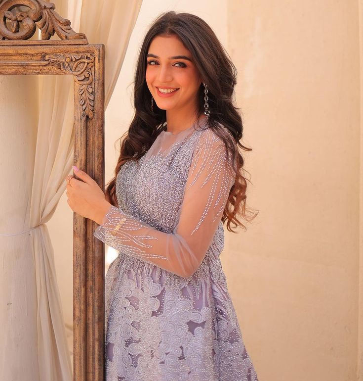 NASHWA HAUTE COUTURE Unstitch