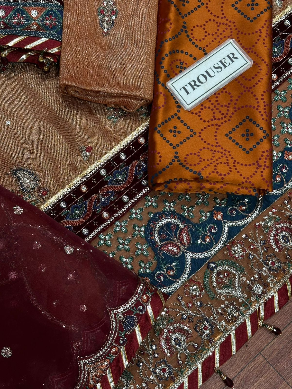 BAROQUE 
Unstitch Replica