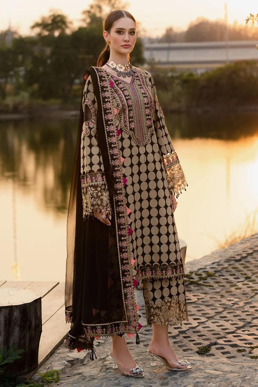 The CHARIZMA Elara | Embroidered Luxury Suit