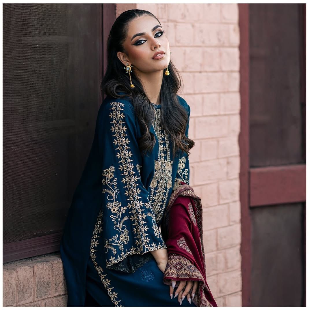 The IZEL Zara | 3PC Embroidered Dhanak Luxury Suit | Unstitched