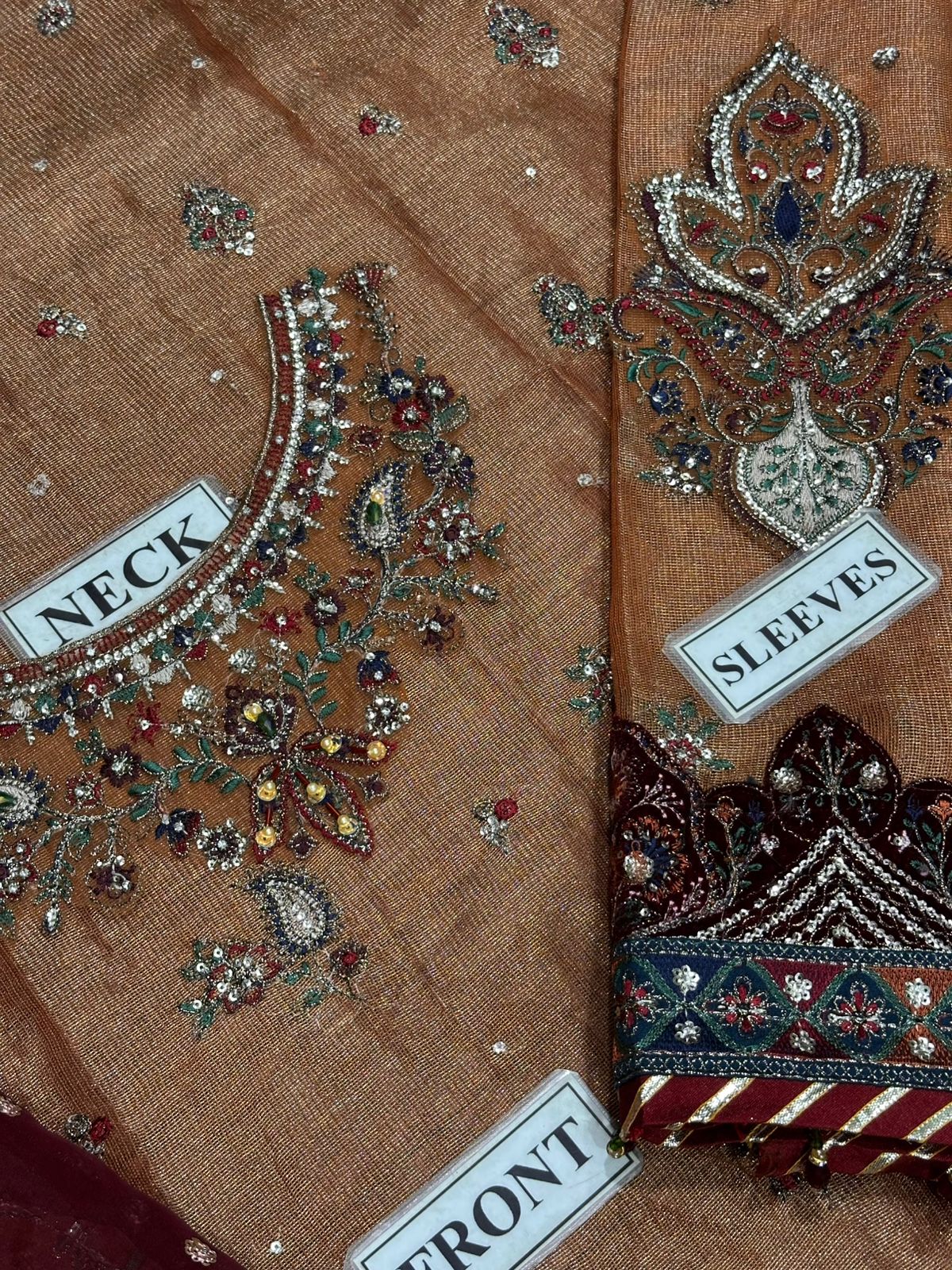 BAROQUE 
Unstitch Replica